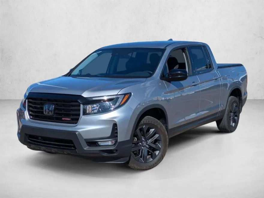 2021 Honda Ridgeline Sport photo 1