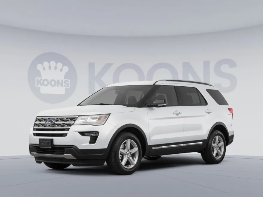 2019 Ford Explorer XLT photo 1