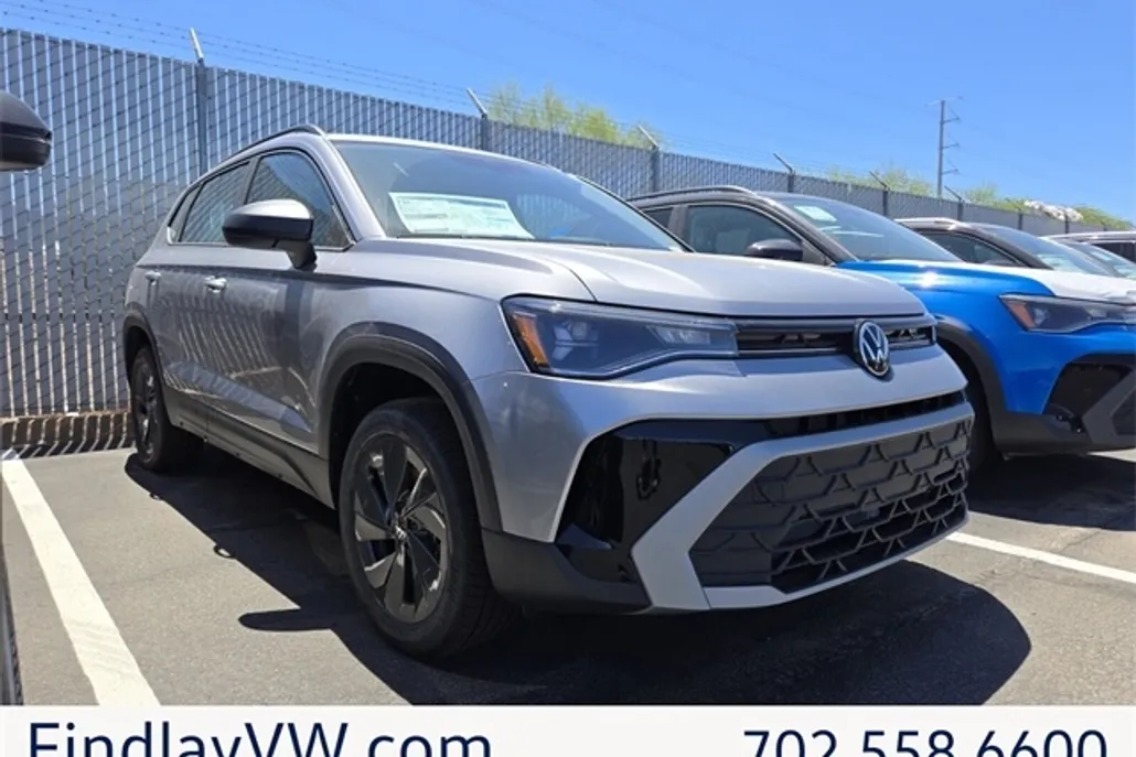 2025 Volkswagen Taos S photo 1