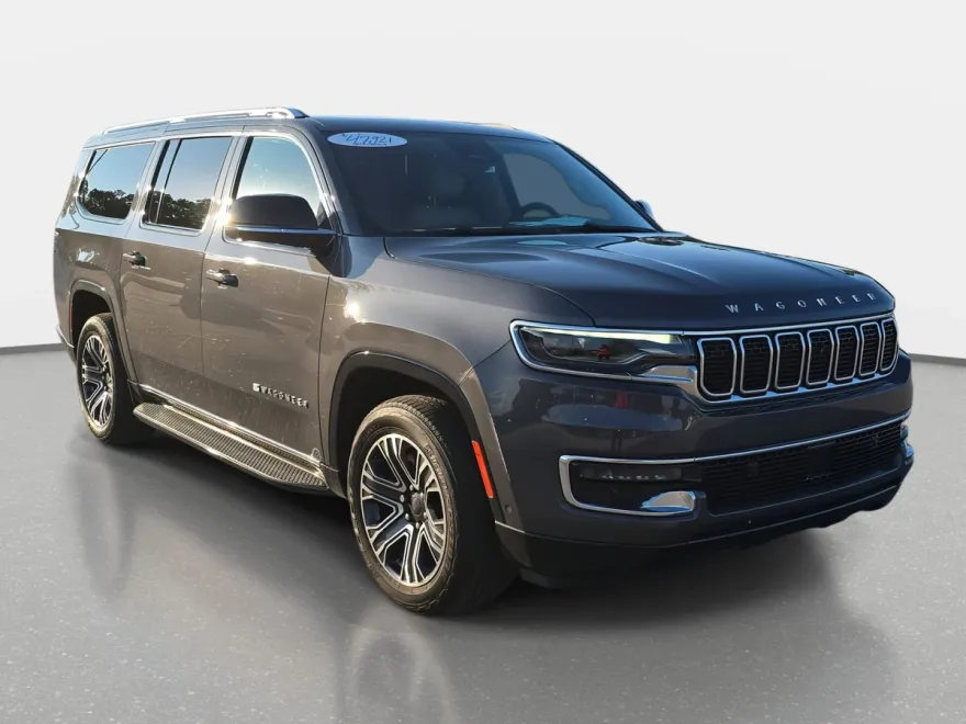 2023 Jeep Wagoneer L Base photo 1