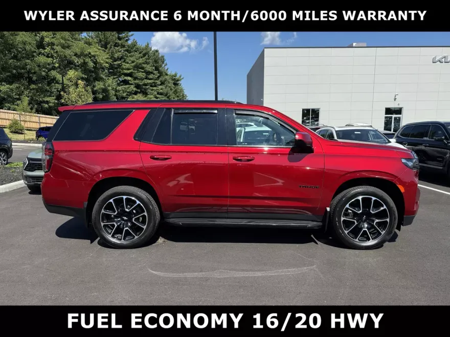 2021 Chevrolet Tahoe RST photo 1