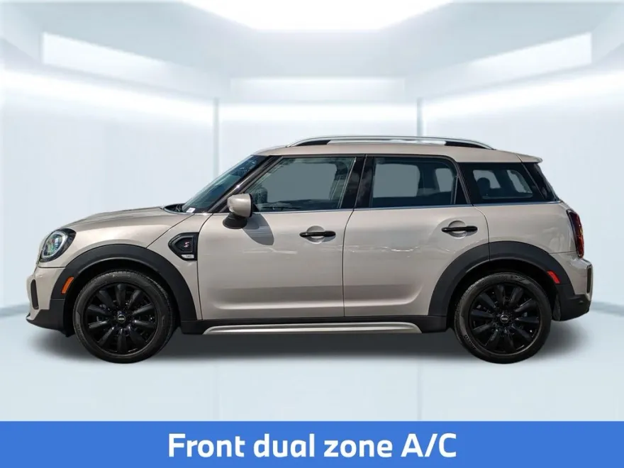 2024 Mini Countryman Signature photo 1