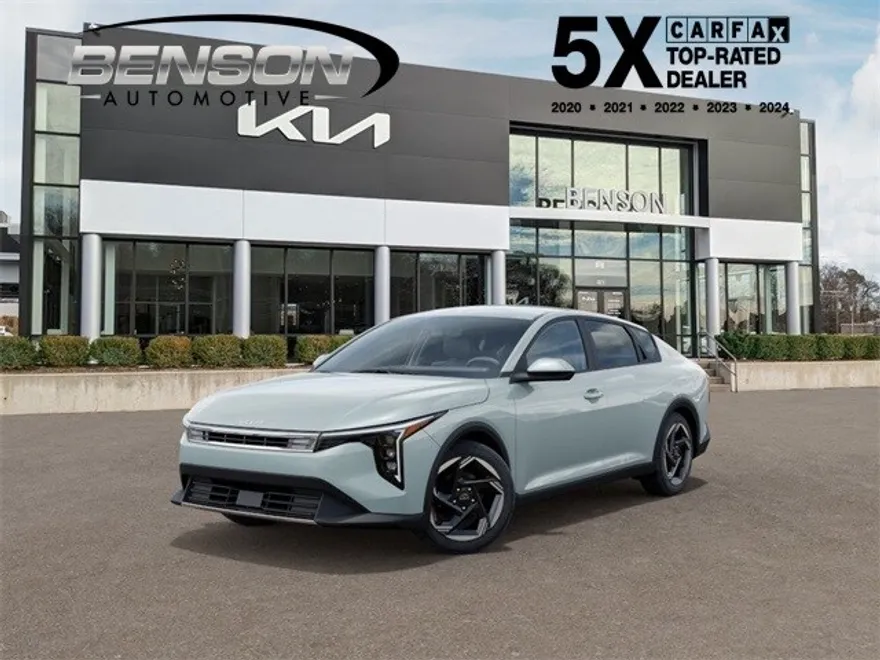 2025 Kia K4 EX photo 1