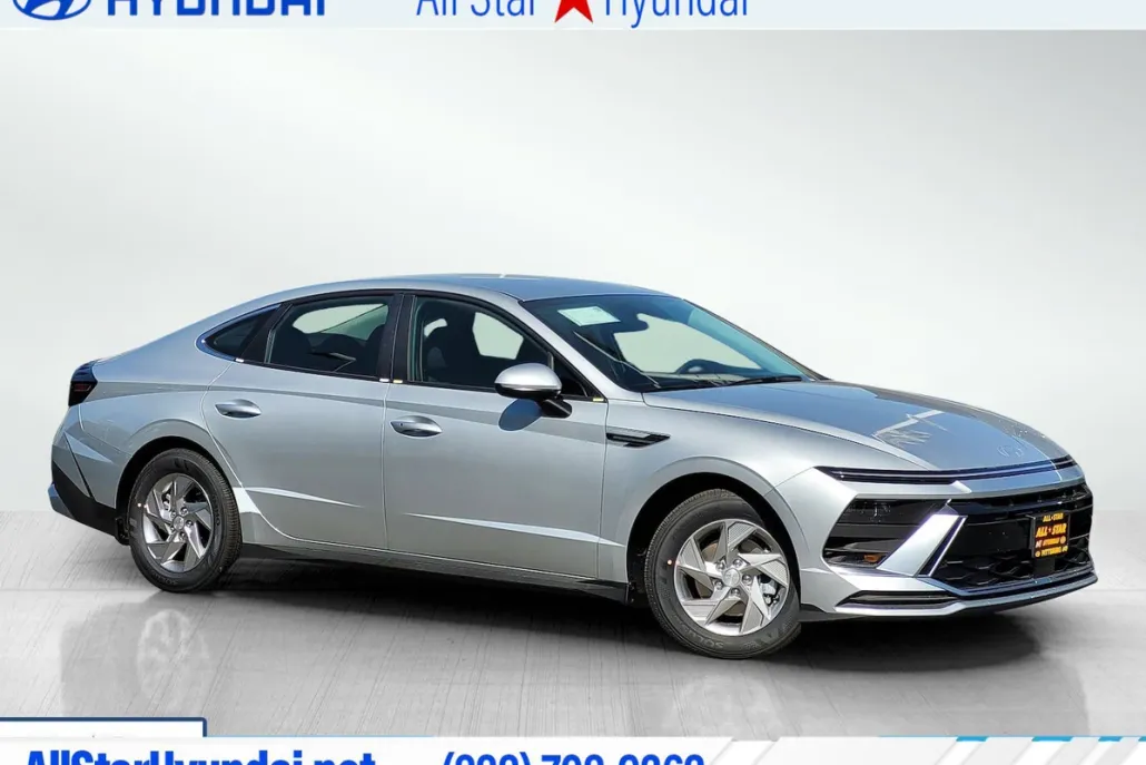 2025 Hyundai Sonata SE photo 1