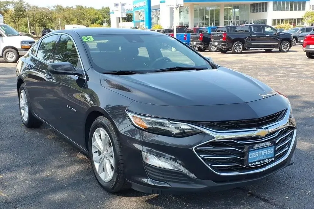 2023 Chevrolet Malibu 1LT photo 1