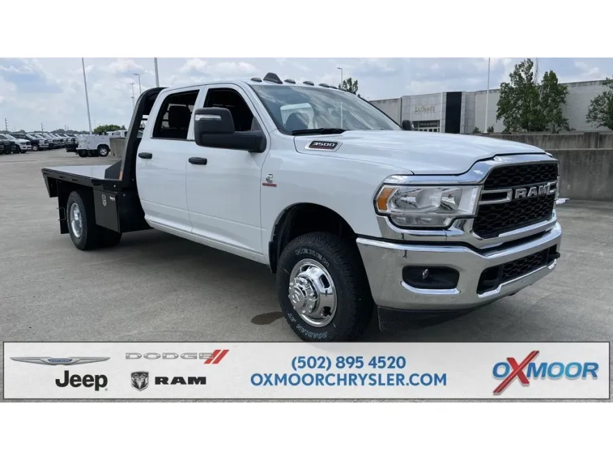 2024 Ram 3500 Tradesman photo 1