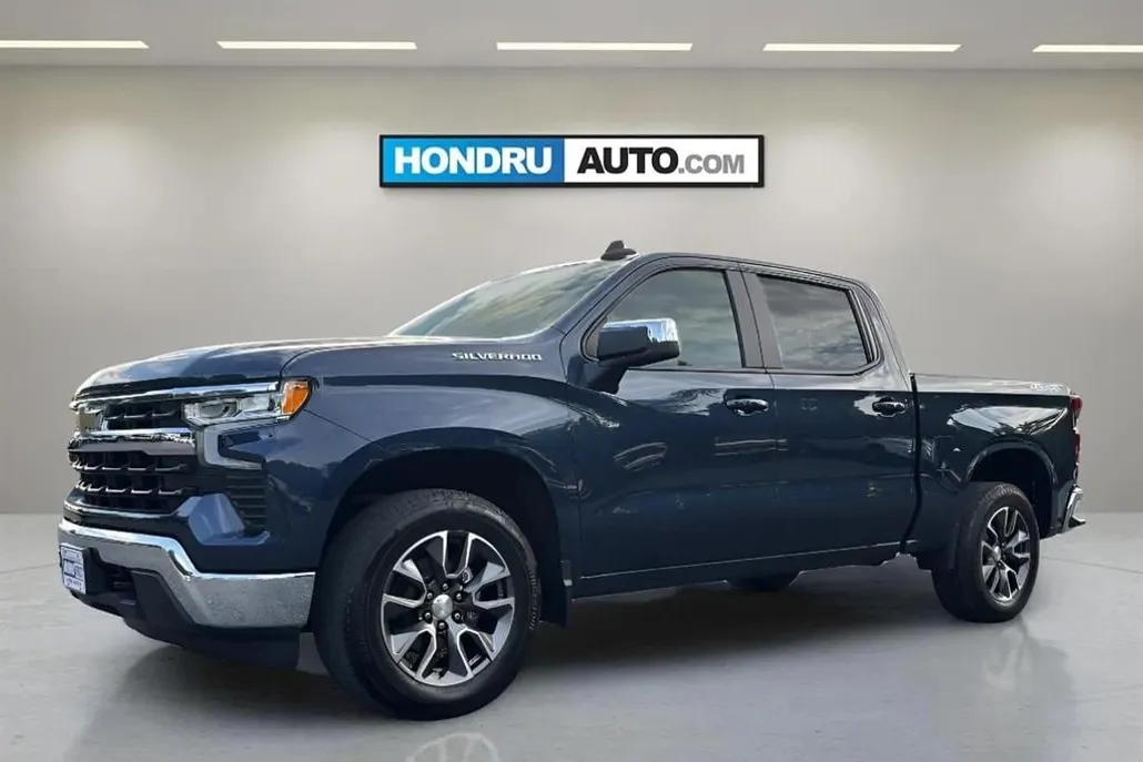 2022 Chevrolet Silverado 1500 LT photo 1