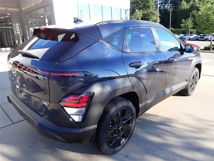 2026 Hyundai Kona SEL photo 1