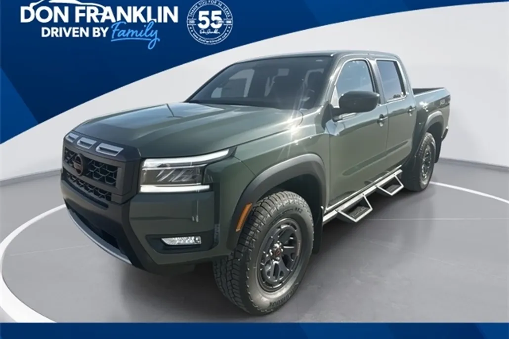 2025 Nissan Frontier PRO-4X photo 1