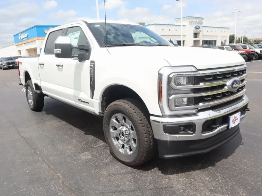 2025 Ford F-250 King Ranch photo 1