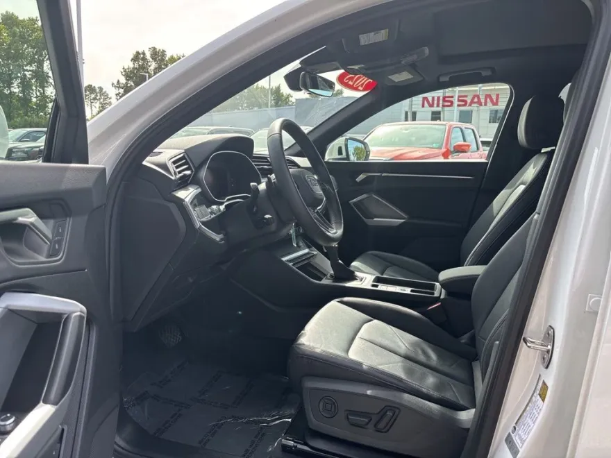 2025 Audi Q3 Premium S line photo 1