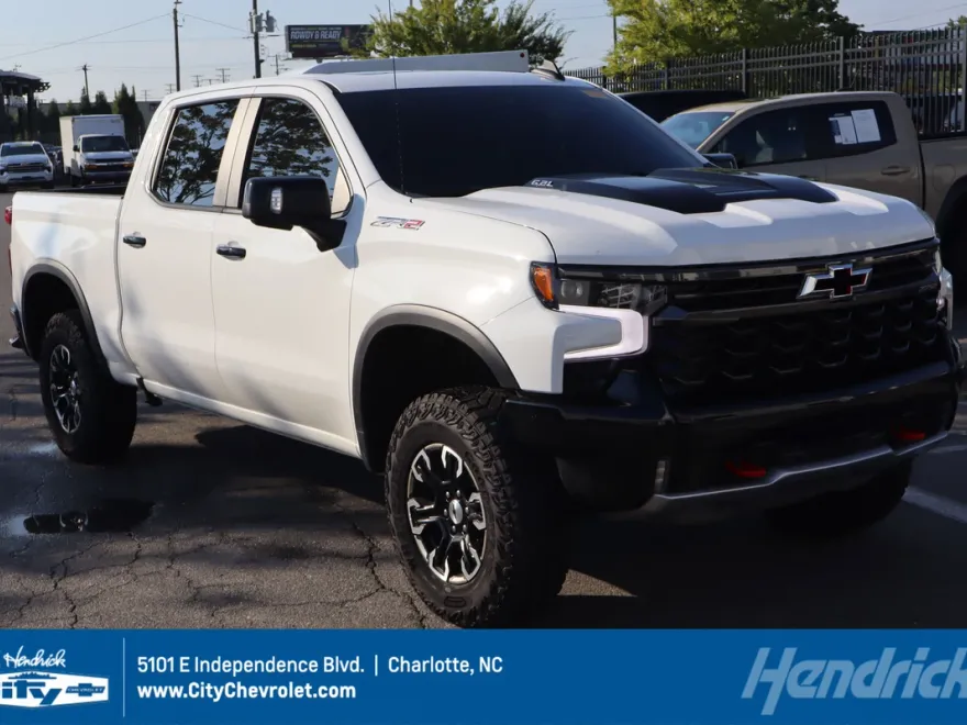 2024 Chevrolet Silverado 1500 ZR2 photo 1