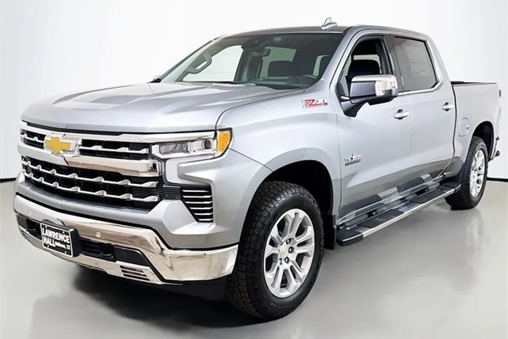2025 Chevrolet Silverado 1500 LTZ photo 1