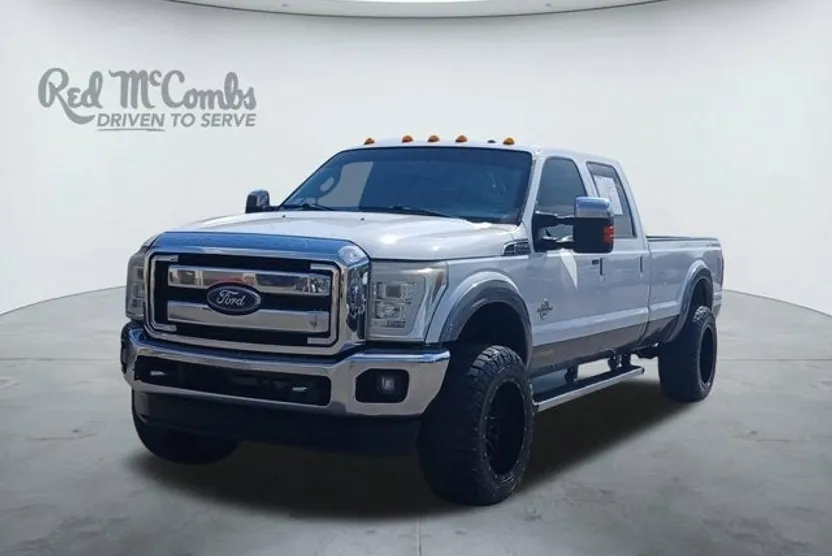 2013 Ford F-350 Lariat photo 1