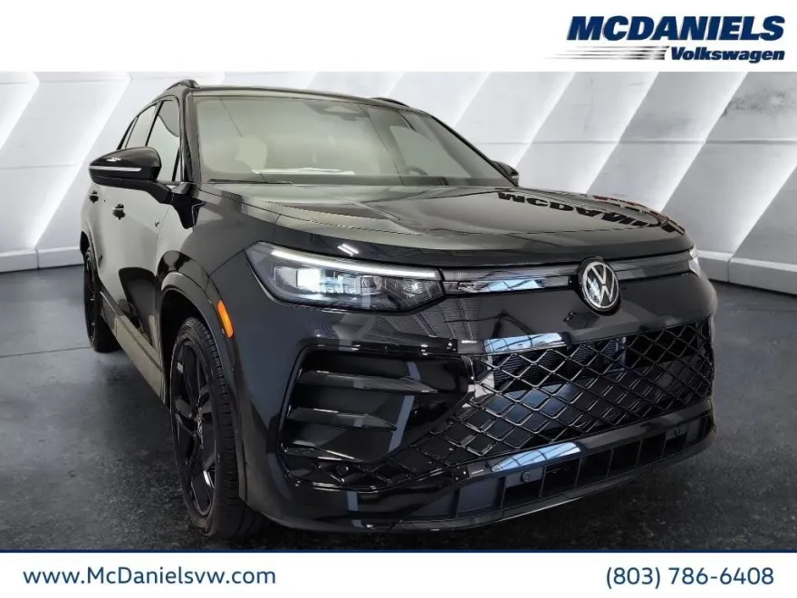2025 Volkswagen Tiguan SE R-Line Black photo 1