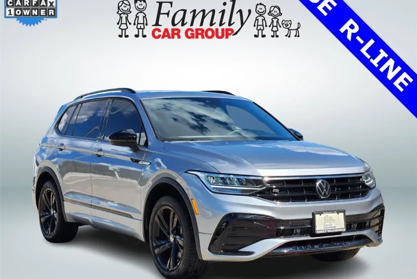 2024 Volkswagen Tiguan SE R-Line Black photo 1