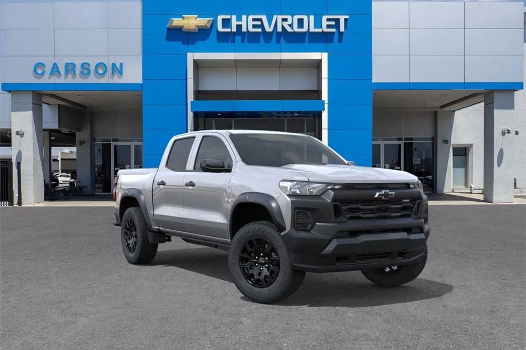 2025 Chevrolet Colorado Trail Boss photo 1