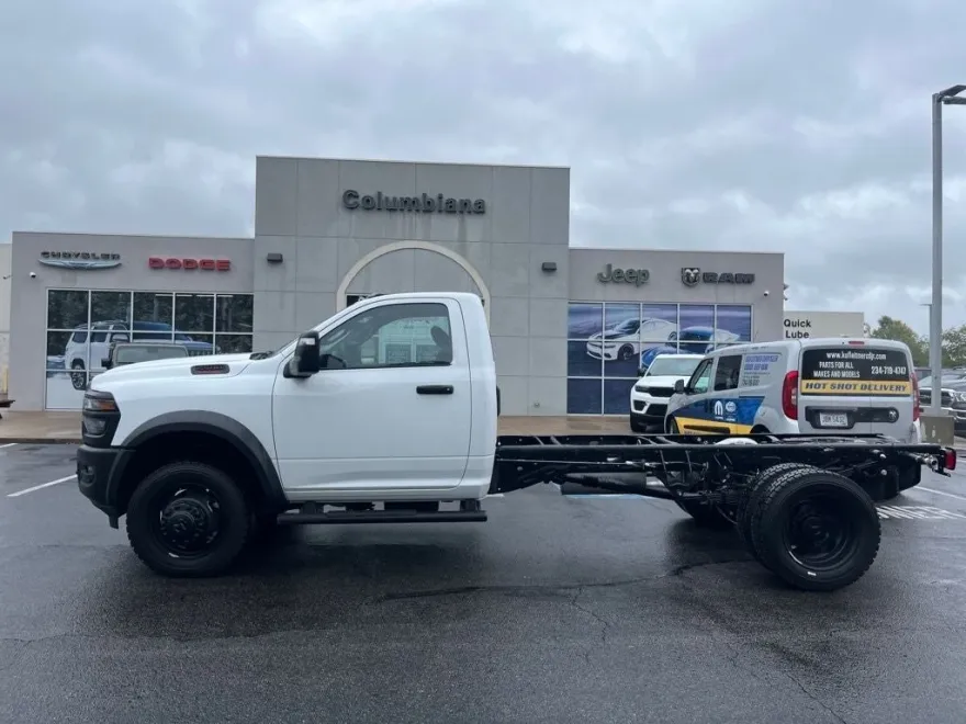 2025 Ram 5500 photo 1
