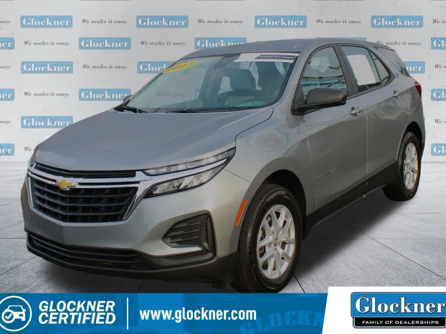2023 Chevrolet Equinox LS photo 1