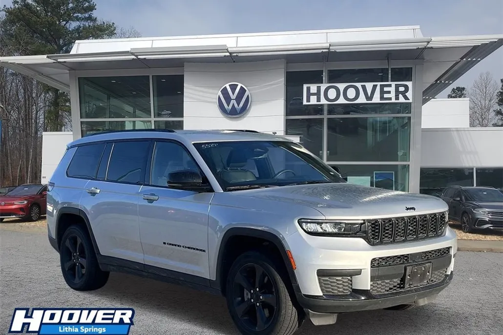 2023 Jeep Grand Cherokee Altitude photo 1