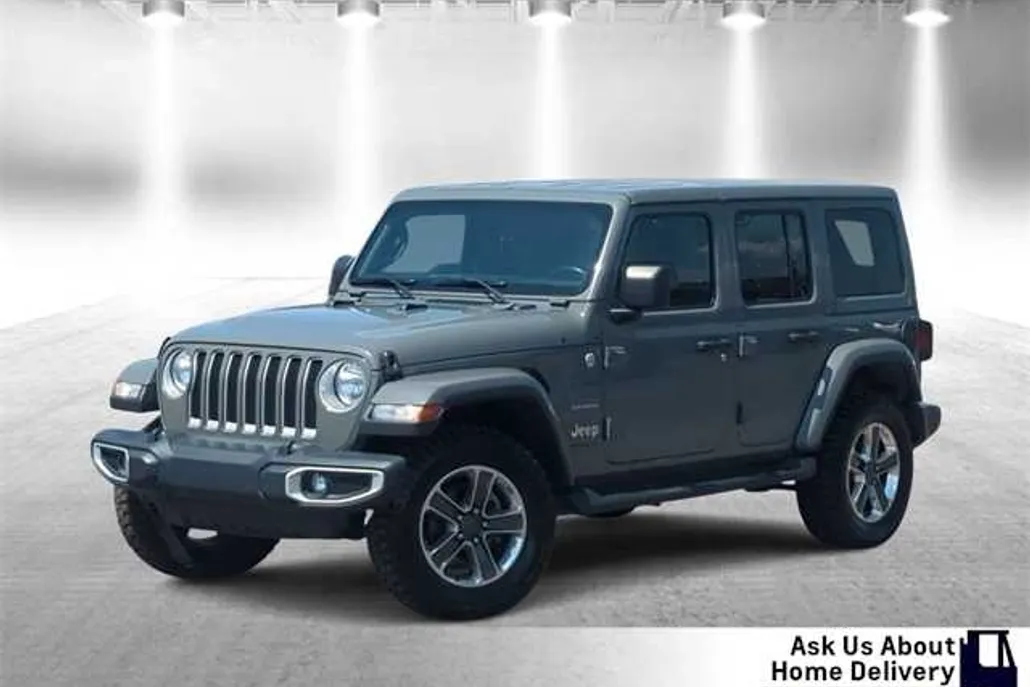 2021 Jeep Wrangler Unlimited Sahara photo 1