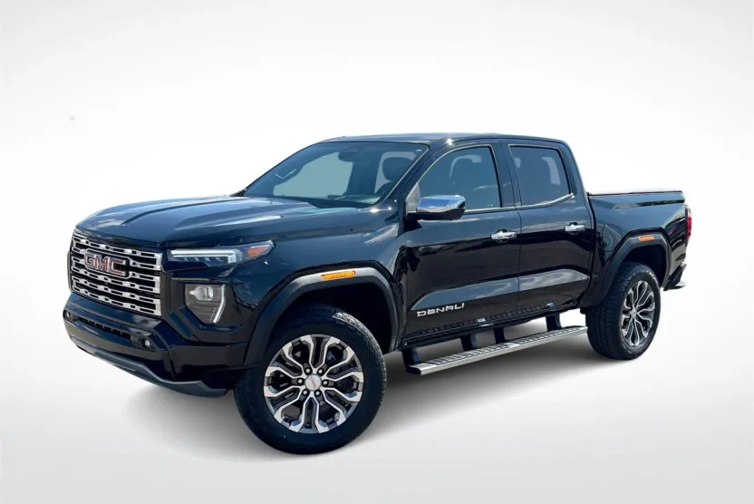 2023 Gmc Canyon Denali photo 1