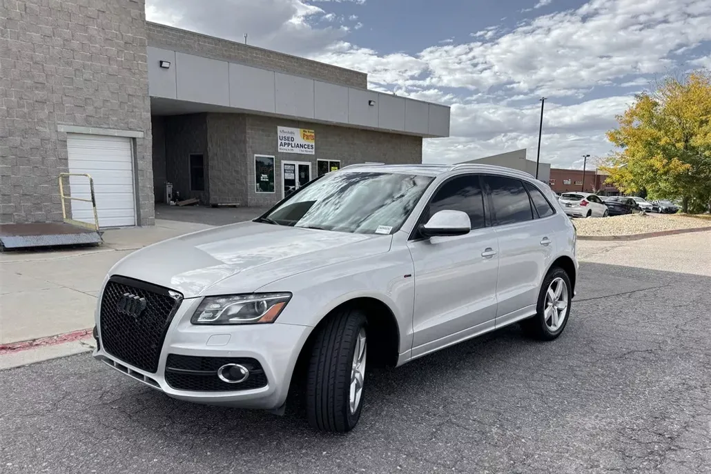 2012 Audi Q5 3.2 Premium Plus photo 1
