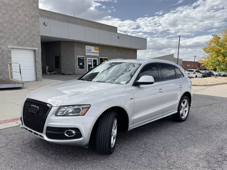 2012 Audi Q5 3.2 Premium Plus photo 1