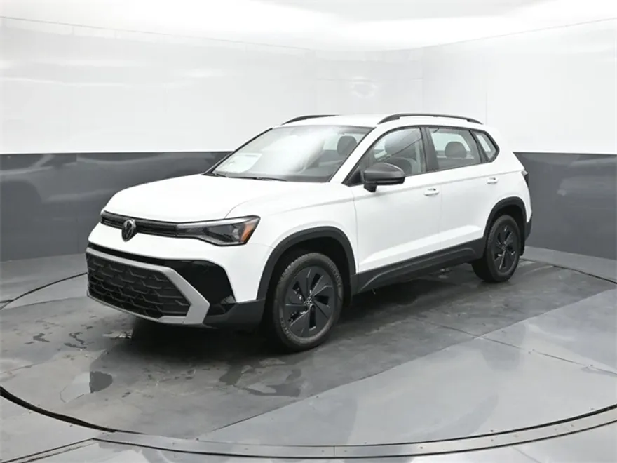 2025 Volkswagen Taos S photo 1