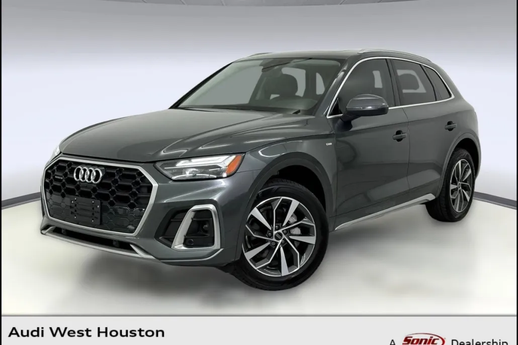 2023 Audi Q5 S line Premium Plus photo 1