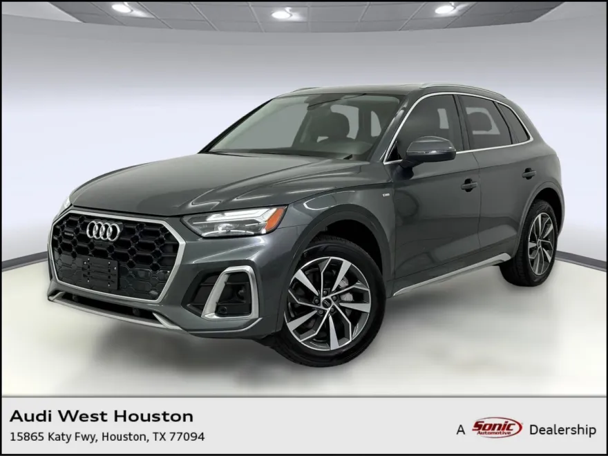 2023 Audi Q5 S line Premium Plus photo 1