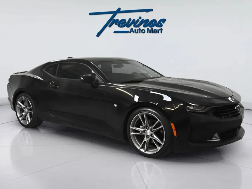 2019 Chevrolet Camaro 1LT photo 1
