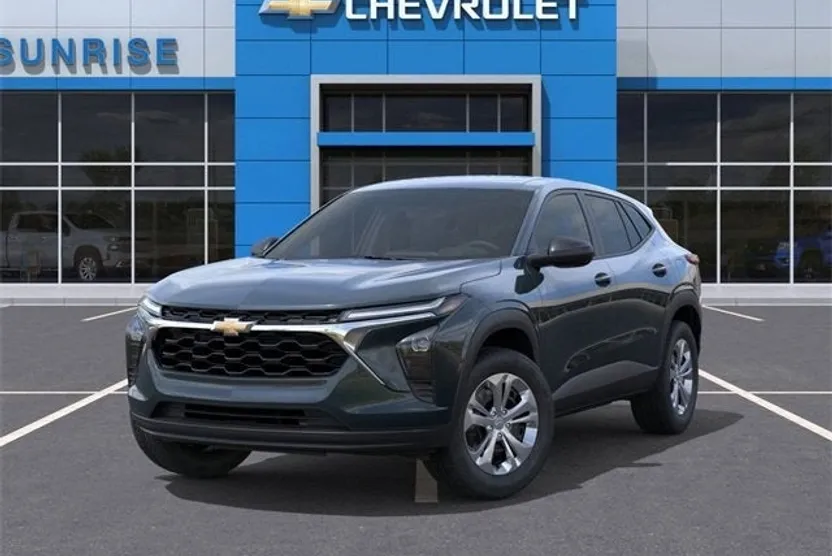 2026 Chevrolet Trax LS photo 1