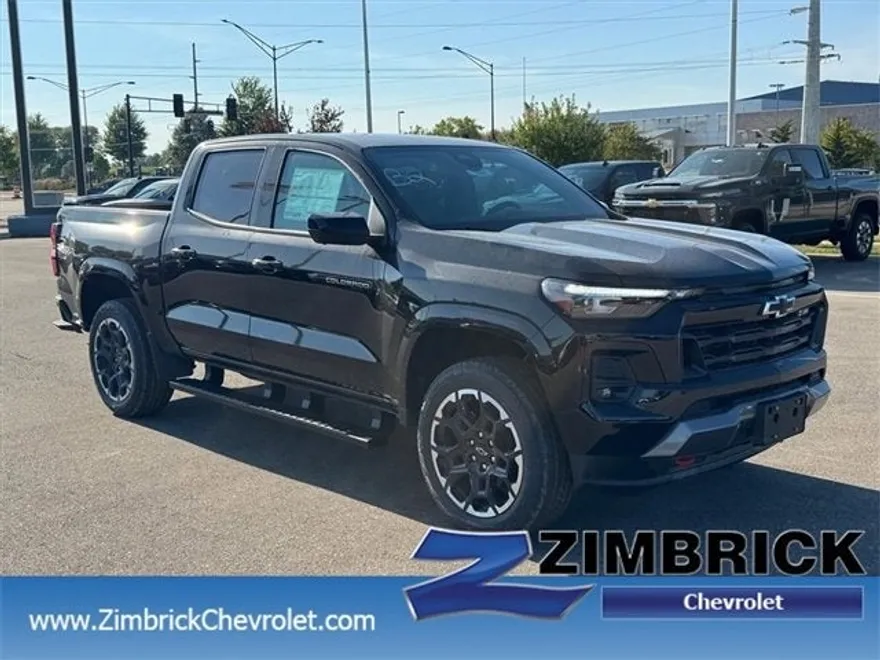 2026 Chevrolet Colorado Z71 photo 1