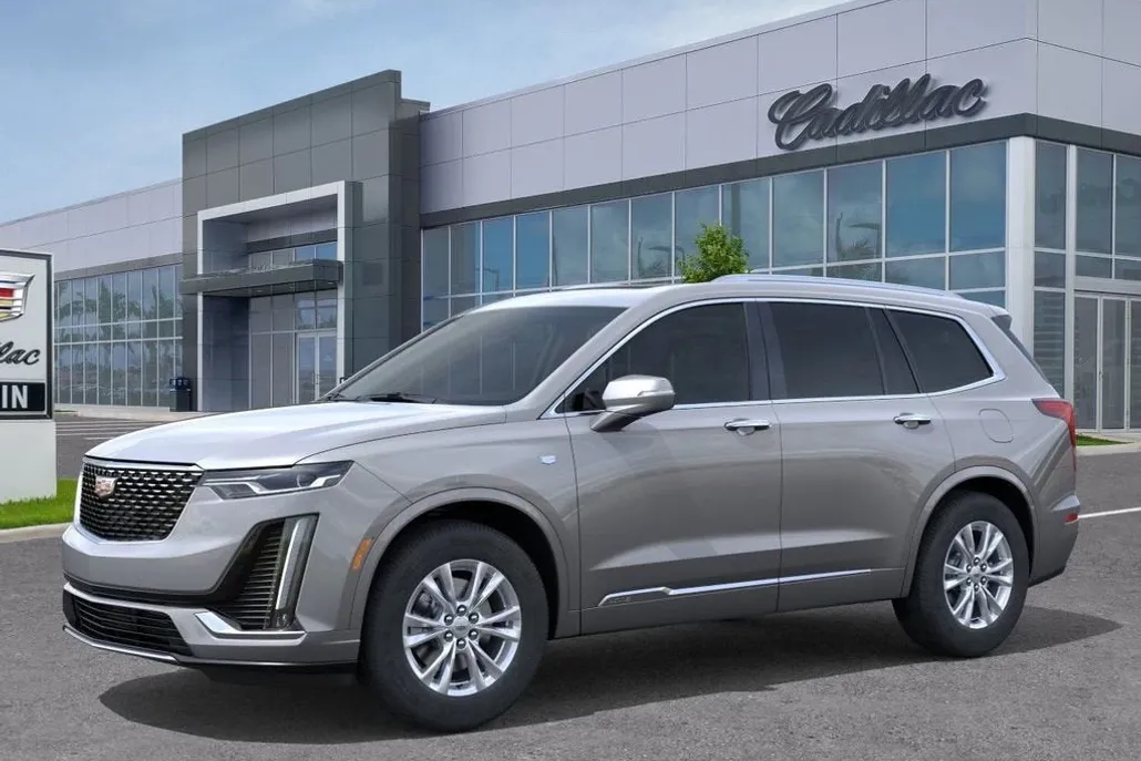 2025 Cadillac XT6 Luxury photo 1