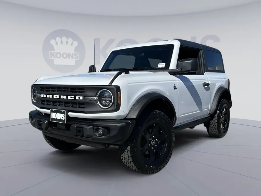 2024 Ford Bronco Black Diamond photo 1