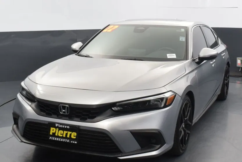 2022 Honda Civic Sport Touring photo 1