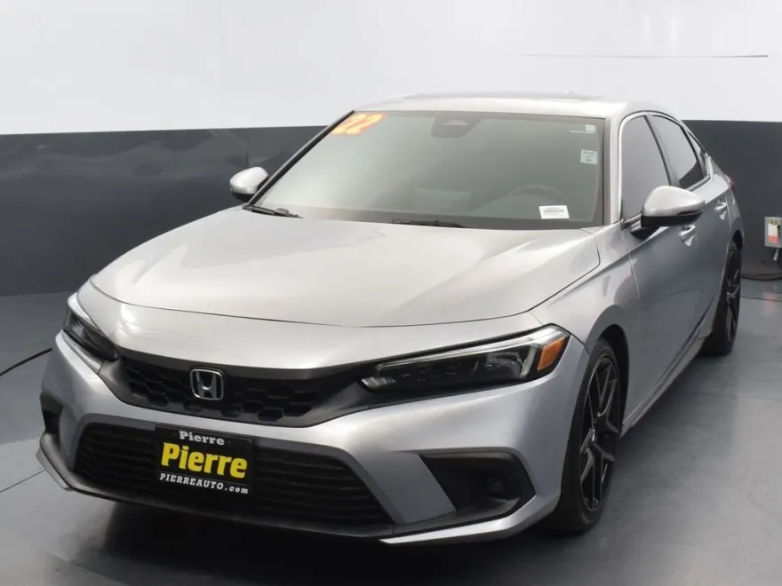 2022 Honda Civic Sport Touring photo 1