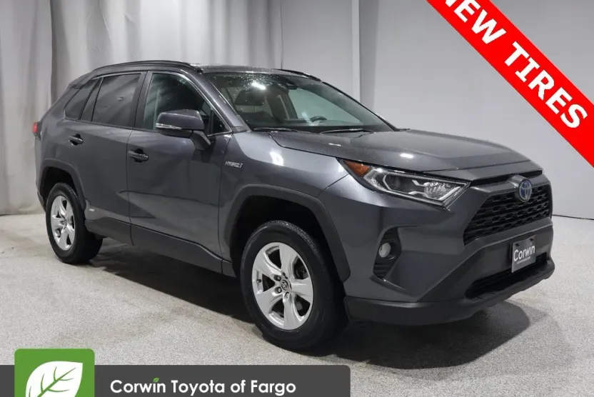 2021 Toyota RAV4 Hybrid XLE photo 1