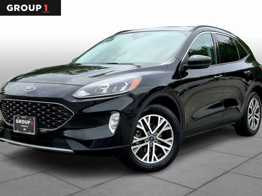 2022 Ford Escape SEL photo 1