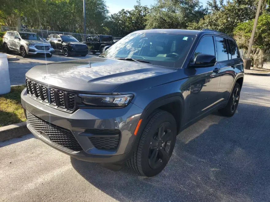 2025 Jeep Grand Cherokee Altitude X photo 1