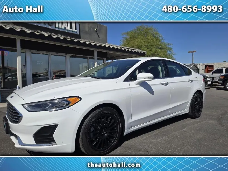 2020 Ford Fusion SEL photo 1
