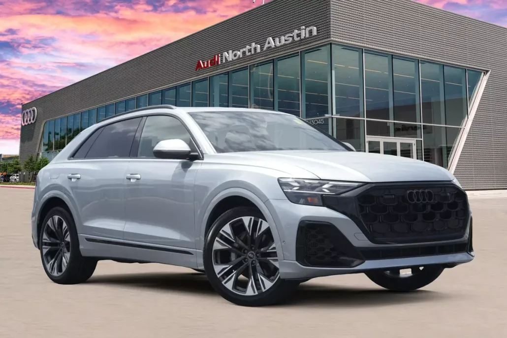 2025 Audi Q8 55 Prestige photo 1