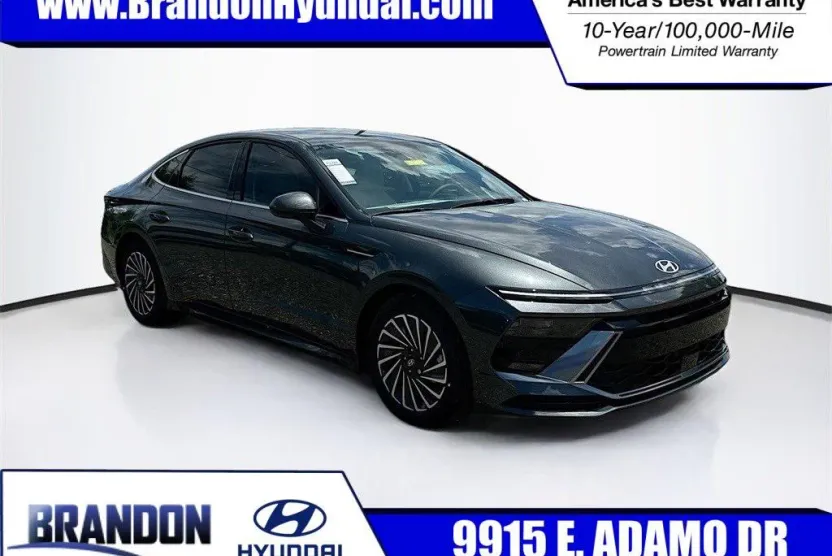 2025 Hyundai Sonata Hybrid SEL photo 1