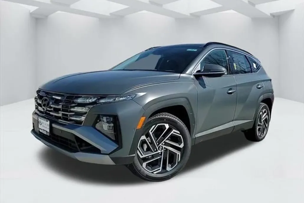 2025 Hyundai Tucson Limited photo 1