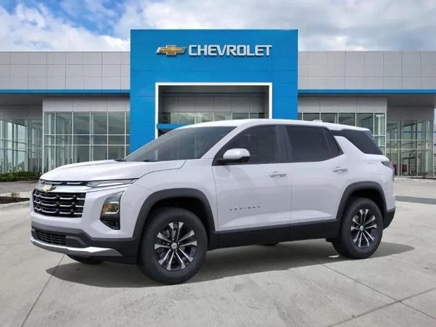 2026 Chevrolet Equinox LT photo 1