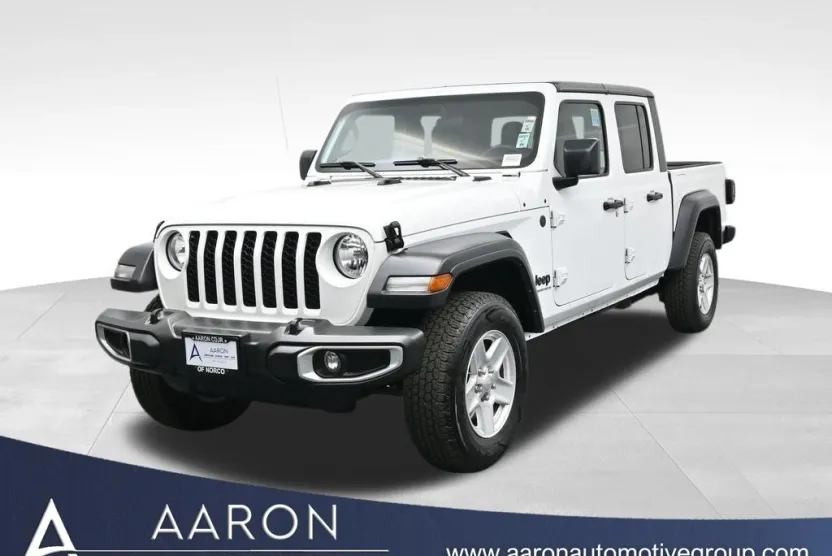 2023 Jeep Gladiator Sport S photo 1