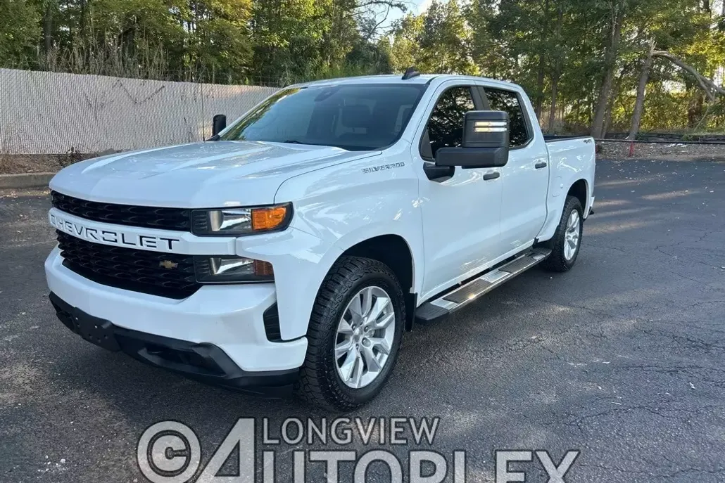 2021 Chevrolet Silverado 1500 Custom photo 1