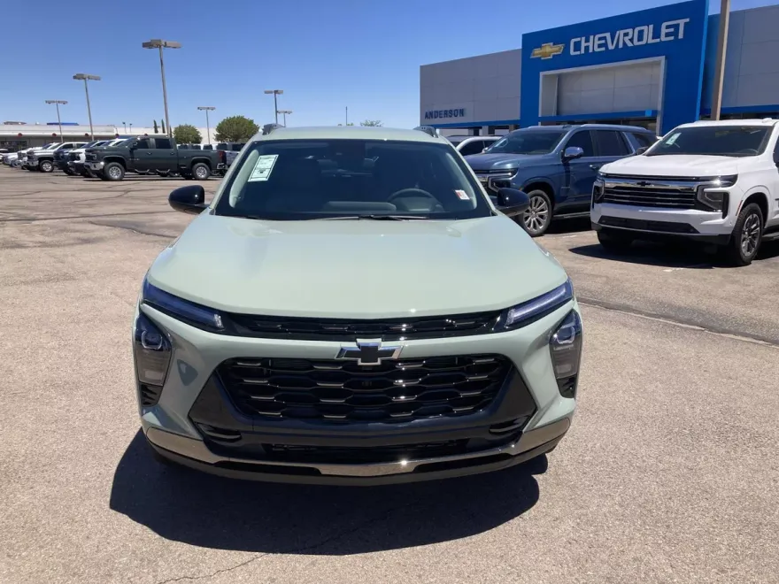 2025 Chevrolet Trax ACTIV photo 1