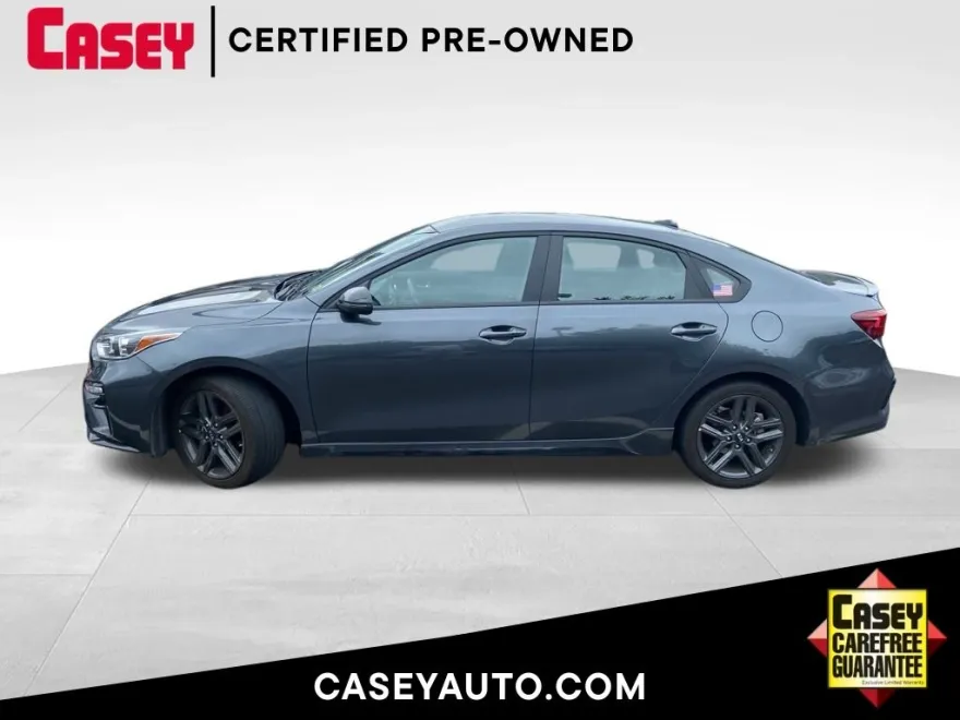 2021 Kia Forte GT-Line photo 1